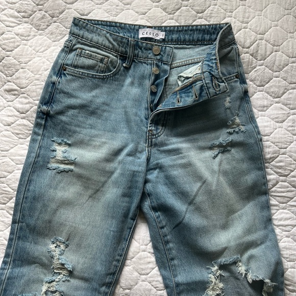 Cello Denim - 90s distressed jeans